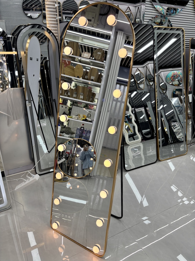 Hollywood Bulb Vanity Mirror (50*60cm)
